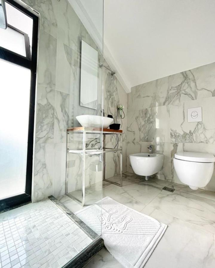 Vila Shard Boutique Hotel Tirana Kültér fotó